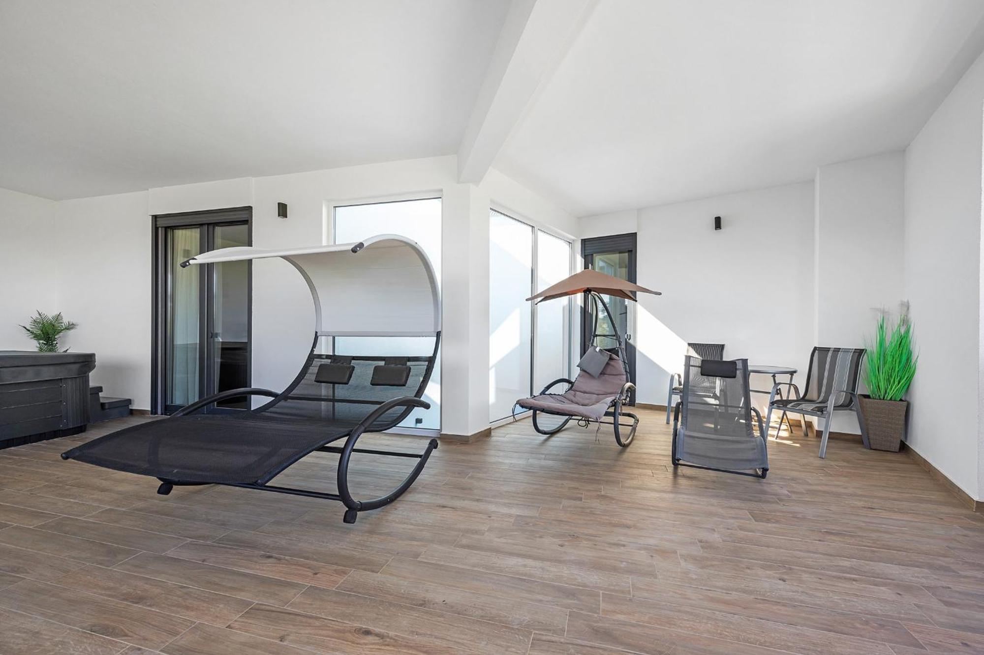 Pinus - Private Pool, Jacuzzi, Game *