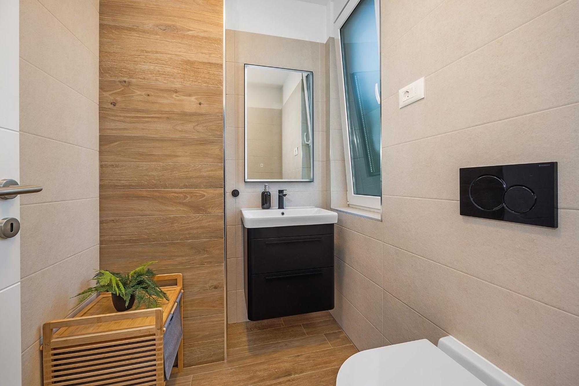 Pinus - Private Pool, Jacuzzi, Game Villa